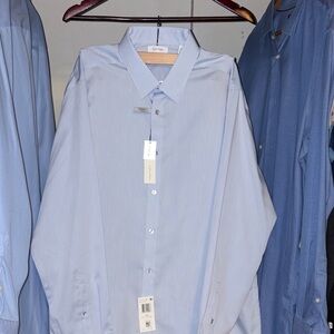 Calvin Klein Men's Pale Blue Classic Dress Shirt slim fit 17.5 34-35. NWT